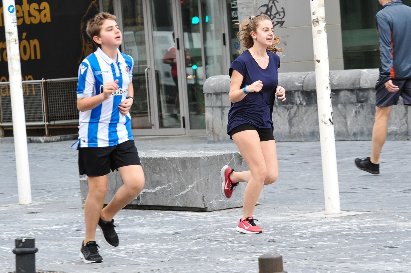Fotos: Momentos de sol y playa en Donostia