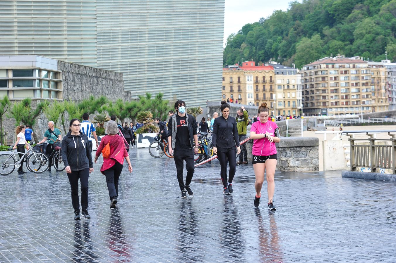 Fotos: Momentos de sol y playa en Donostia