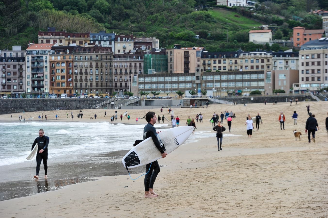Fotos: Momentos de sol y playa en Donostia