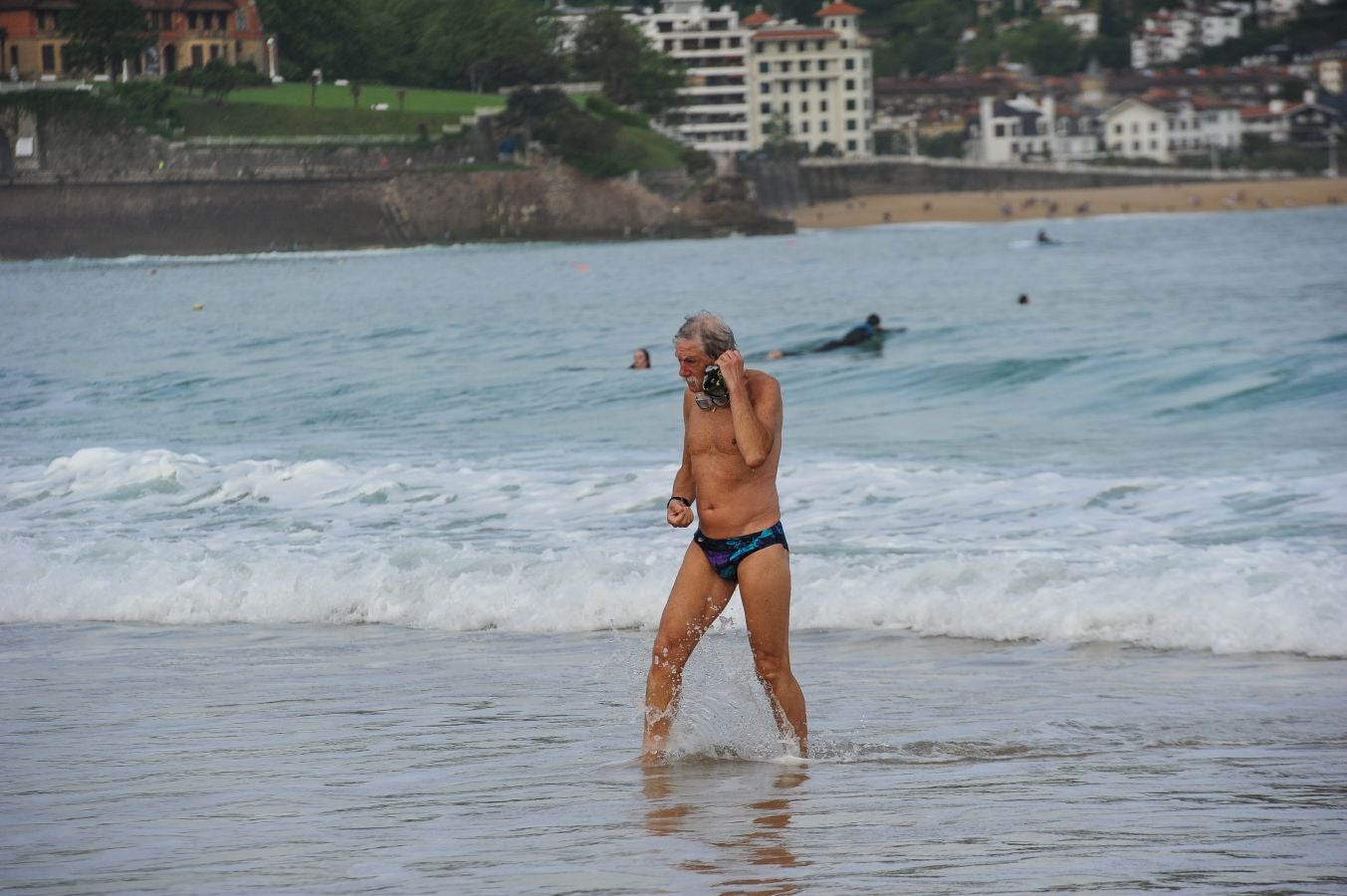 Fotos: Momentos de sol y playa en Donostia