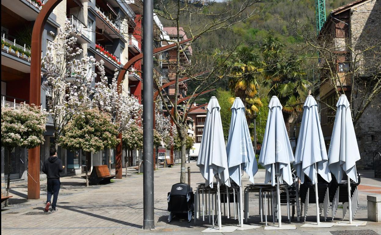 Bares y restaurantes podrán abrir en Euskadi al 50% de su capacidad