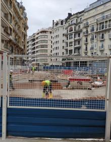 Imagen secundaria 2 - Desalojados dos edificios de viviendas y el Hotel Londres de San Sebastián a causa de las obras del Topo