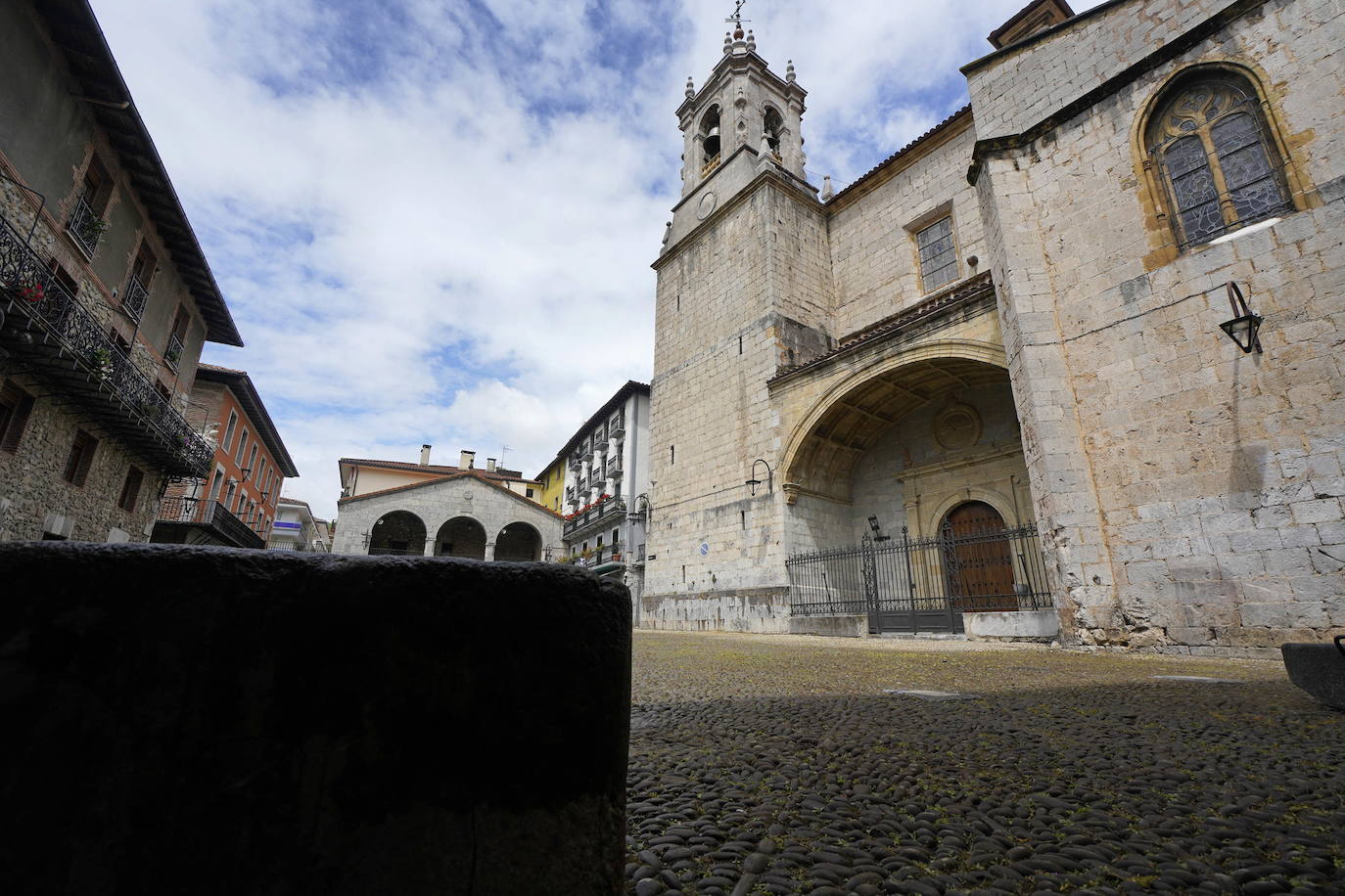 Zestoa cuenta con tesoros como el palacio Lili. 
