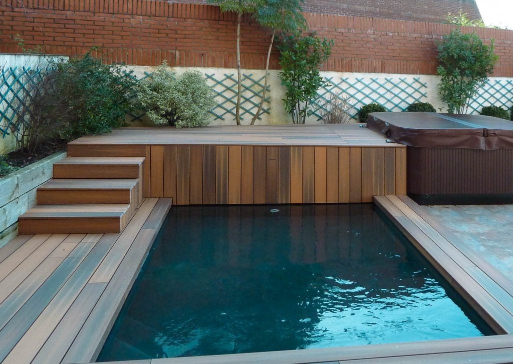 Los últimos años la construcción de piscinas privadas en casasde Gipuzkoa se ha incremendo añadiendo así valor añadido a las viviendas.