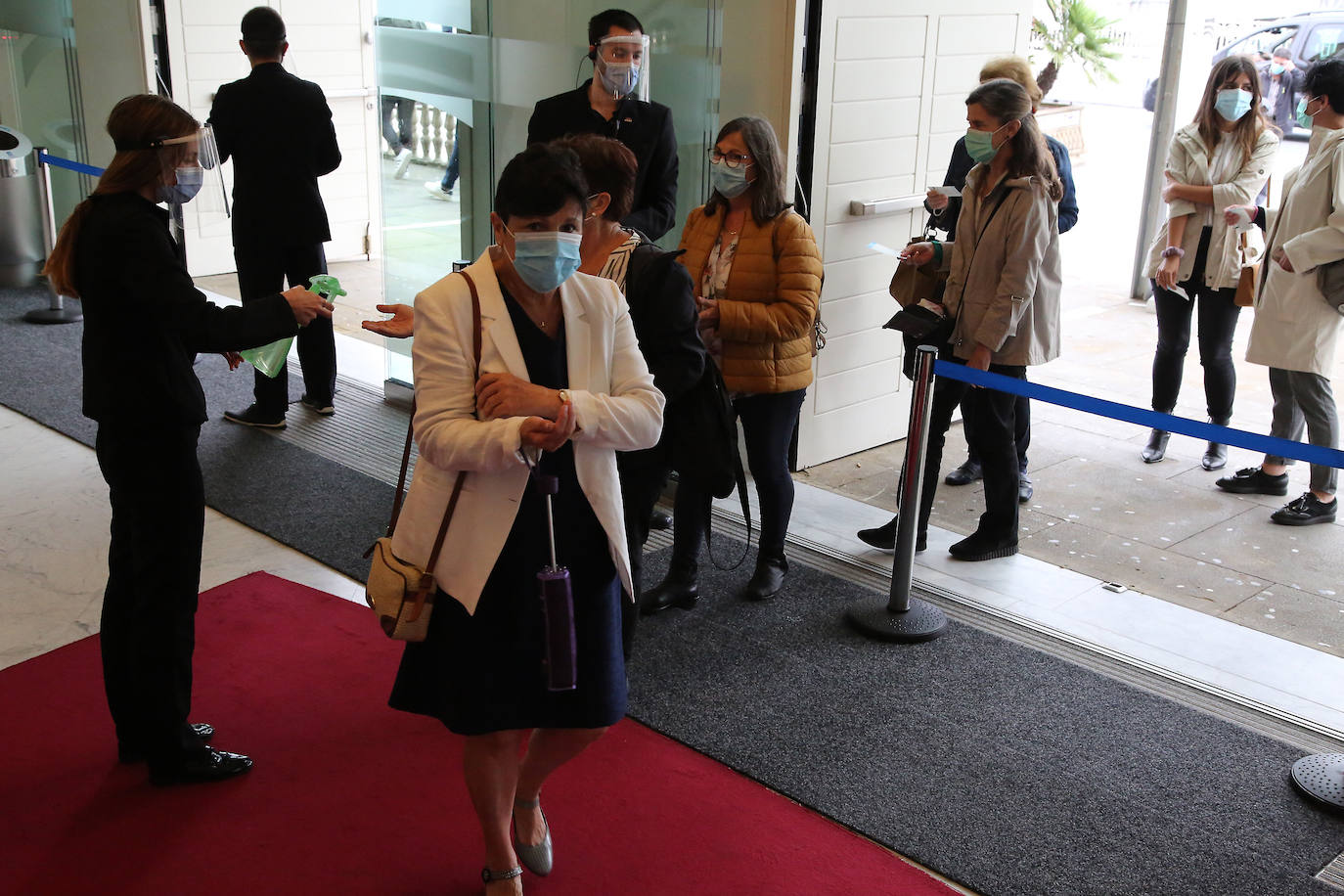 Reapertura del Teatro Victoria Eugenia. 