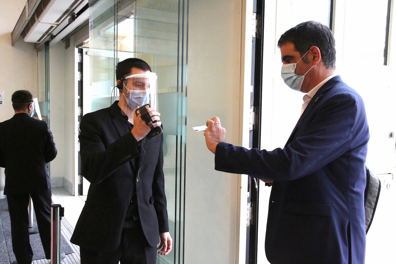 Reapertura del Teatro Victoria Eugenia. 