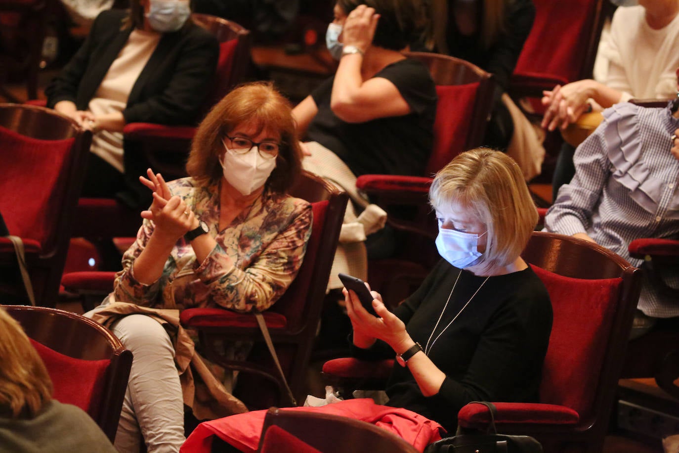 Reapertura del Teatro Victoria Eugenia. 