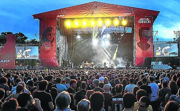 El Azkena Rock de Vitoria programa un festival virtual los días 19 y 20