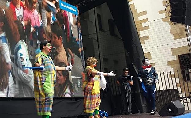 Txiribiton, Mirri y Txirri, en escena