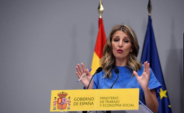 La ministra de Trabajo, Yolanda Díaz, en rueda de prensa.