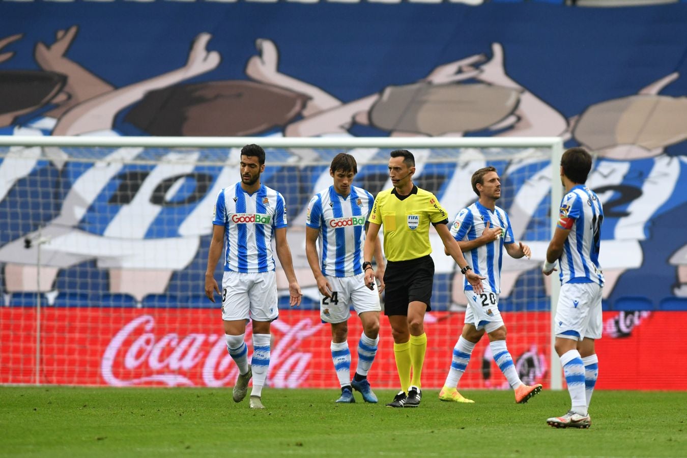 La Real Sociedad ha ganado su primer partido tras la vuelta de la Liga después de remontar a un Espanyol que se había adelantado en el marcador.