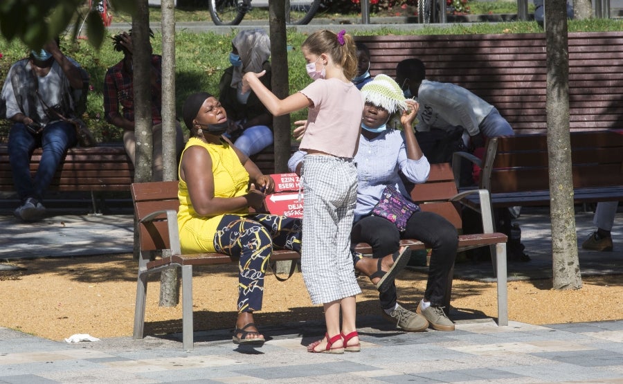 Fotos: Llegada de migrantes a Irun