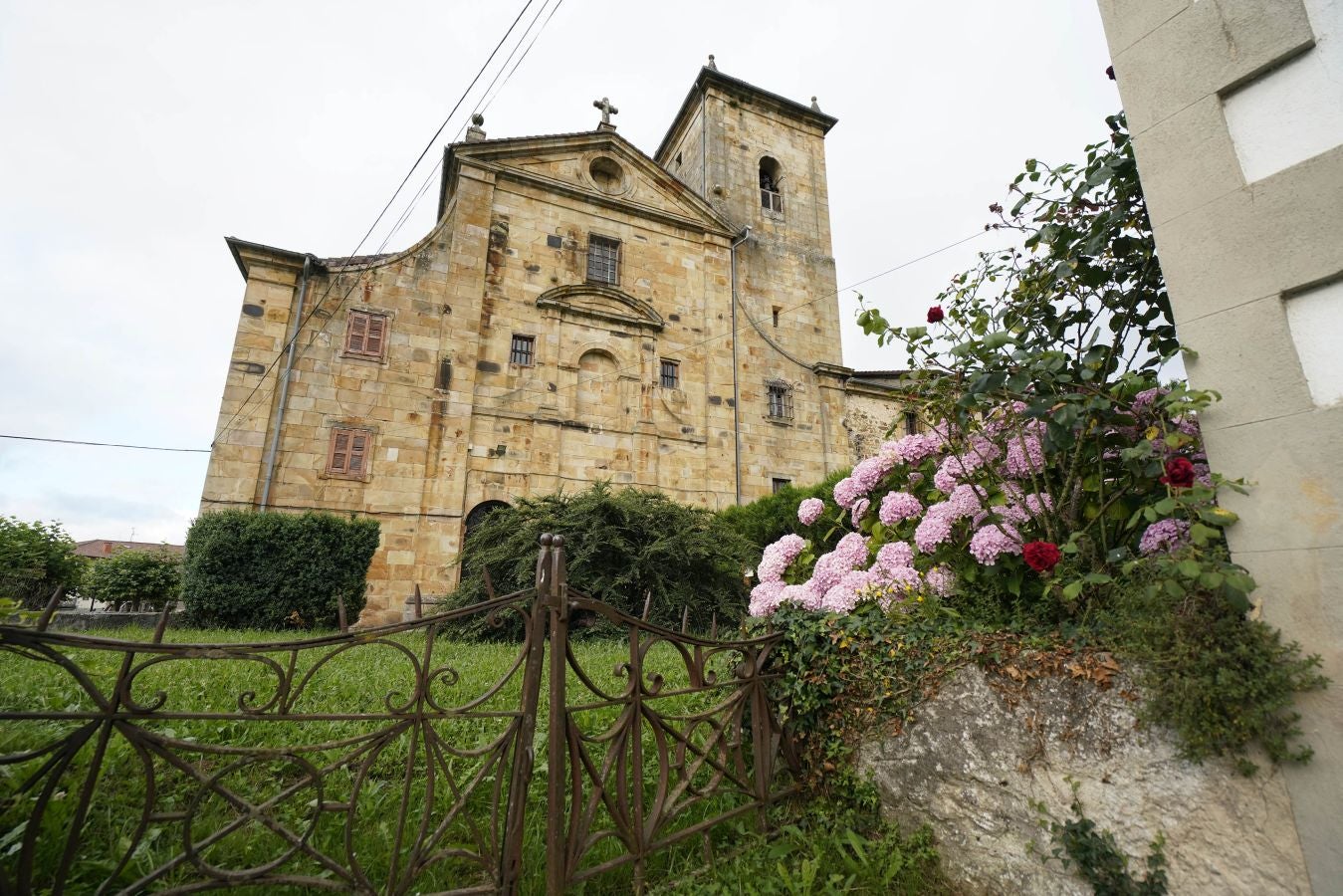 Segura fue durante siglos una de las villas más poderosas de Gipuzkoa y conserva muy bien su carácter medieval