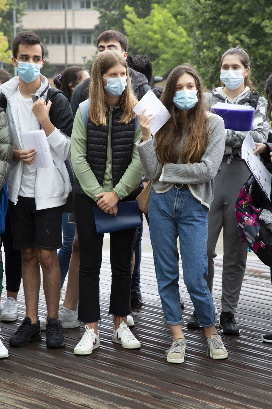Cerca de 4.500 estudiantes guipuzcoanos encaran desde este lunes la Selectividad más atípica, que además de en Donostia se está llevando a cabo en Eibar.