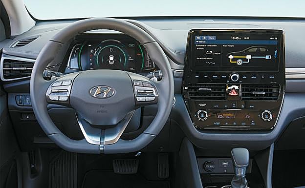 La gama Hyundai Ioniq, un éxito en ventas a nivel mundial, cuenta con motores 100% eléctricos, híbrido enchufable e híbrido.