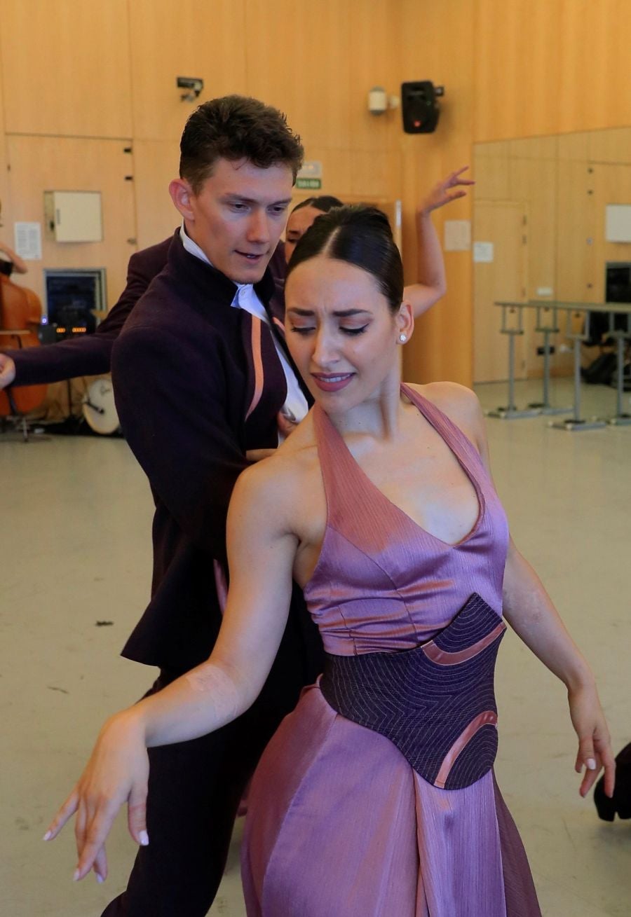 Ensayo general de 'Alento', la obra que la compañía de Antonio Najarro, ex director del Ballet Nacional Español, estrenará el próximo 11 de Julio dentro del marco 69 Festival Internacional de Música y Danza de Granada.