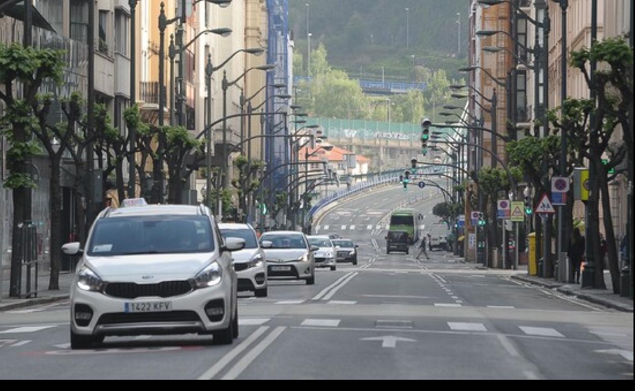 Trafico en las calles de Bilbao