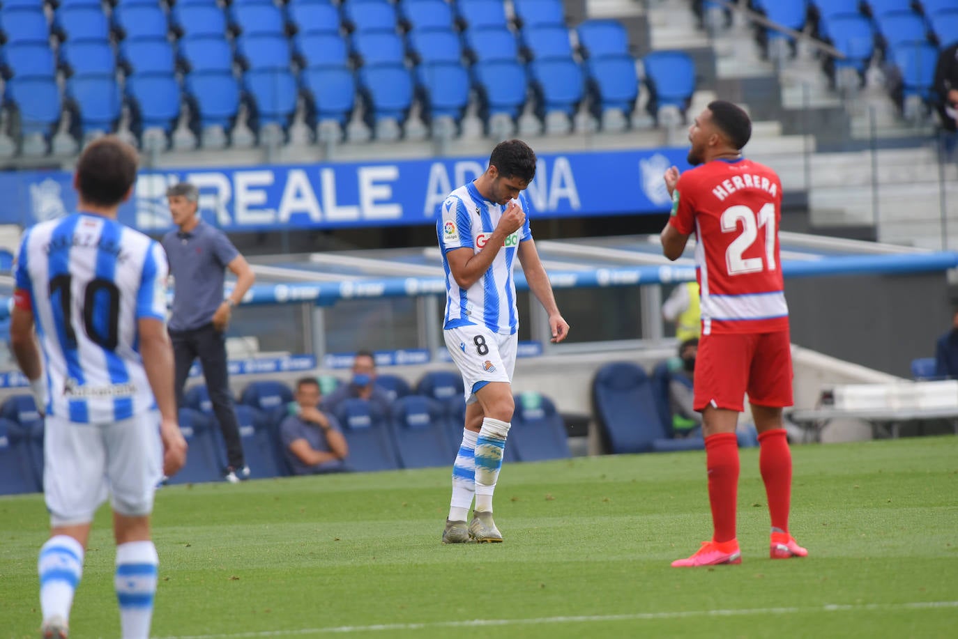 Las imágenes del encuentro disputado entre la Real Sociedad y el Granada en Anoeta