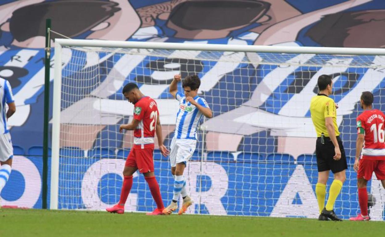 Näis Djouahra se lamenta de una ocasión al lado de Yangel Herrera. 