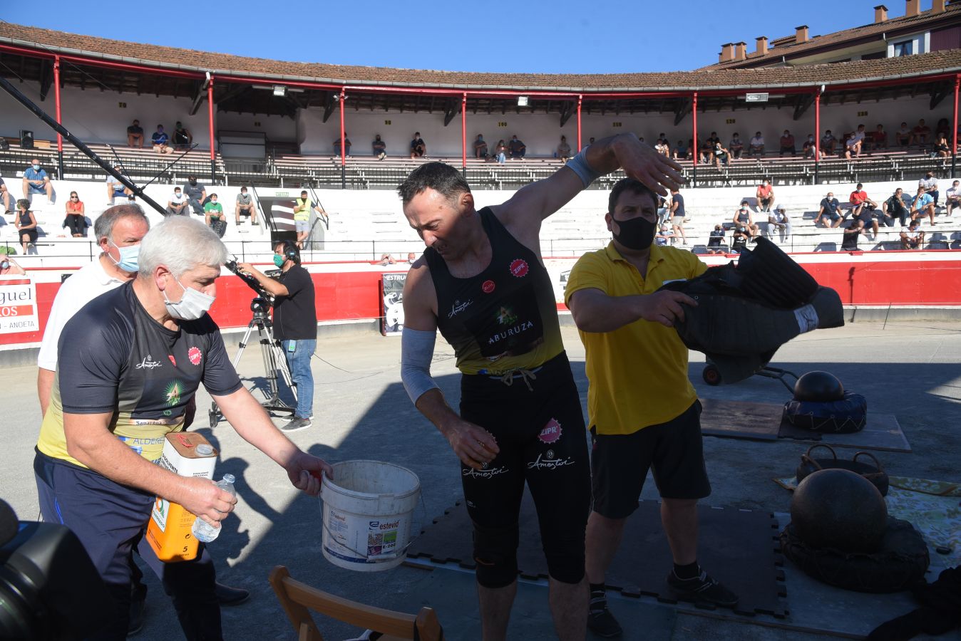 El expelotari se impuso a Joxean Olaskoaga 'Aizperro' en la apuesta combinada de tres trabajos aventajándolo en seis minutos y siete segundos