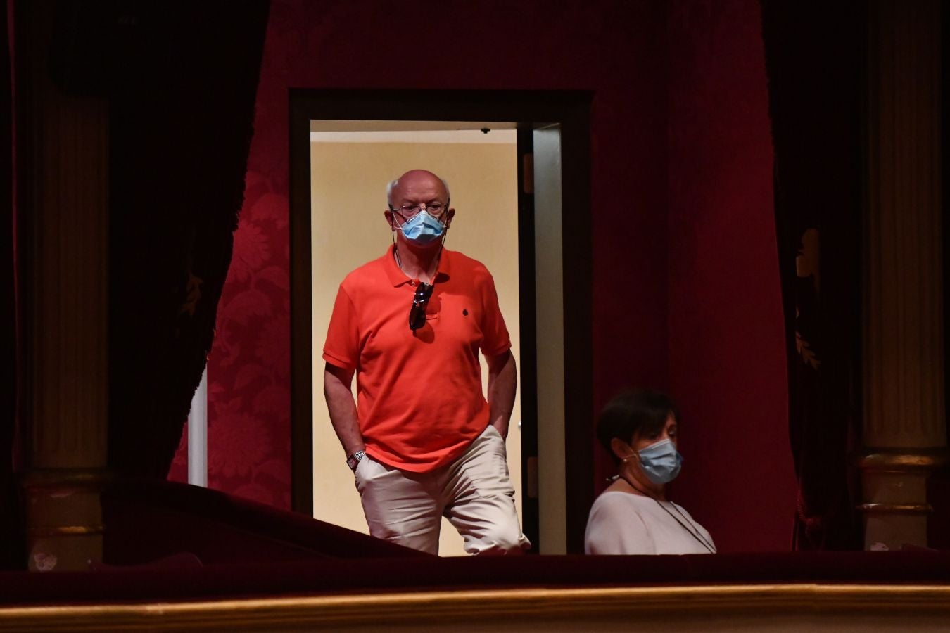 Segunda jornada en el Festival de Jazz de San Sebastián. La chelista alemana Anja Lechner y el pianista francés François Couturier han presentado este jueves su último trabajo, 'Lontano', en el teatro Victoria Eugenia.