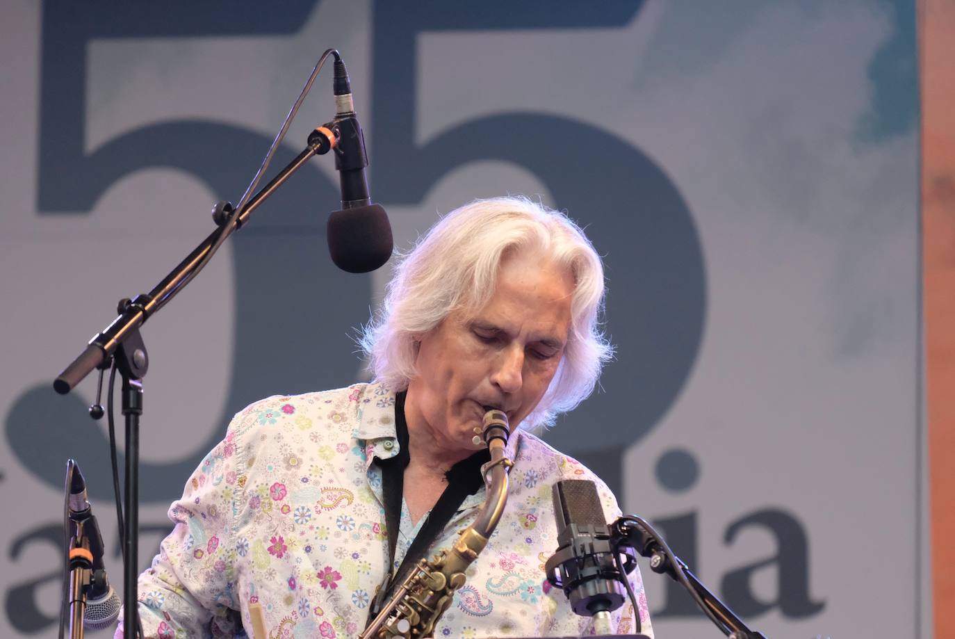 Concierto de Perico Sambeat en la plaza de la Trinidad. 