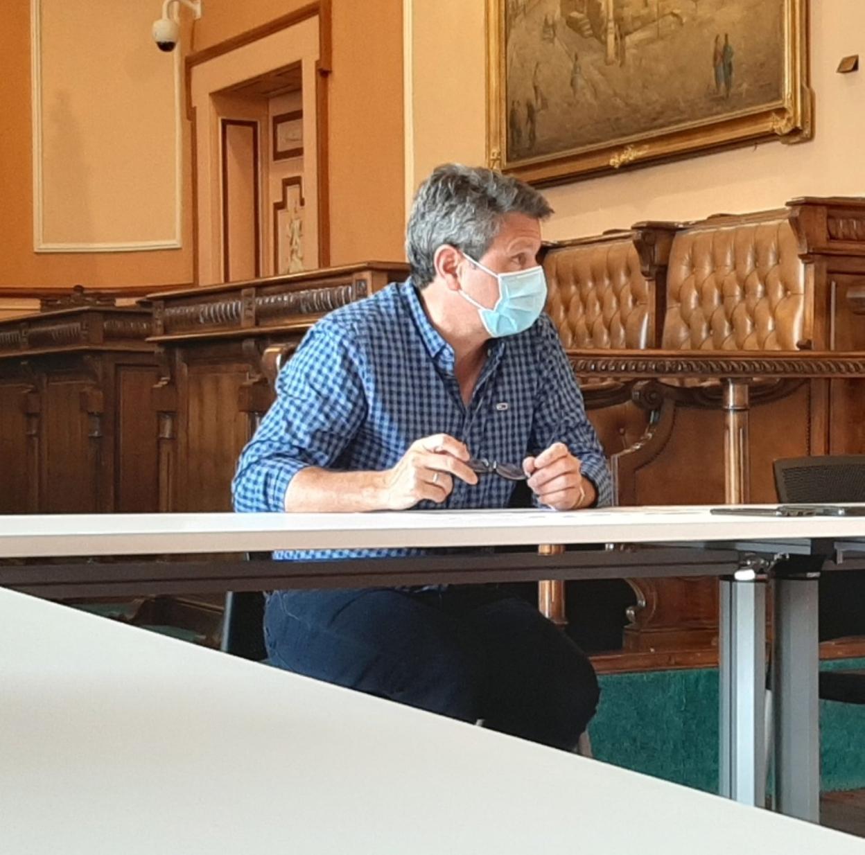 José Antonio Santano dio a conocer ayer la convocatoria. 