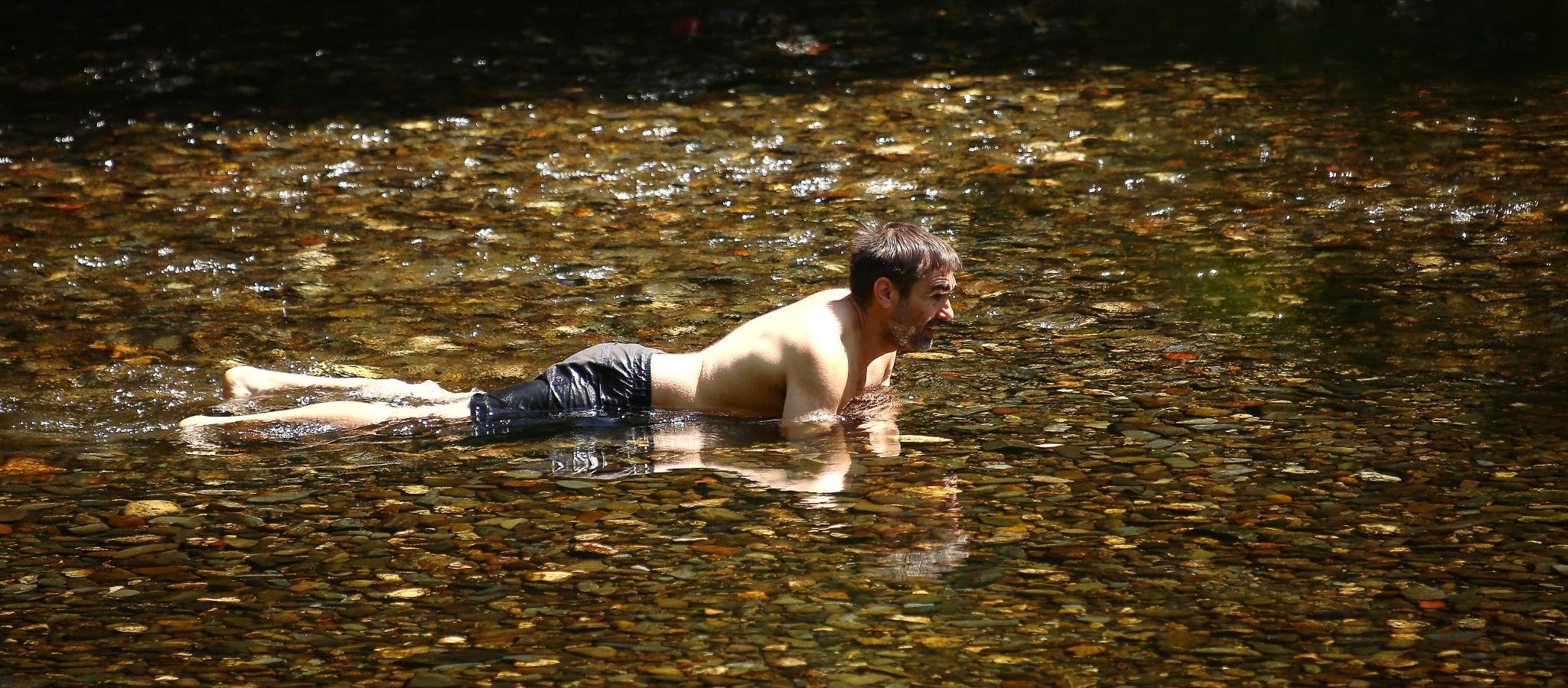 Gipuzkoa se ha despertado con temperaturas de en torno a los 30 grados. Un lunes que anticipa las altas temperaturas de finales de semana