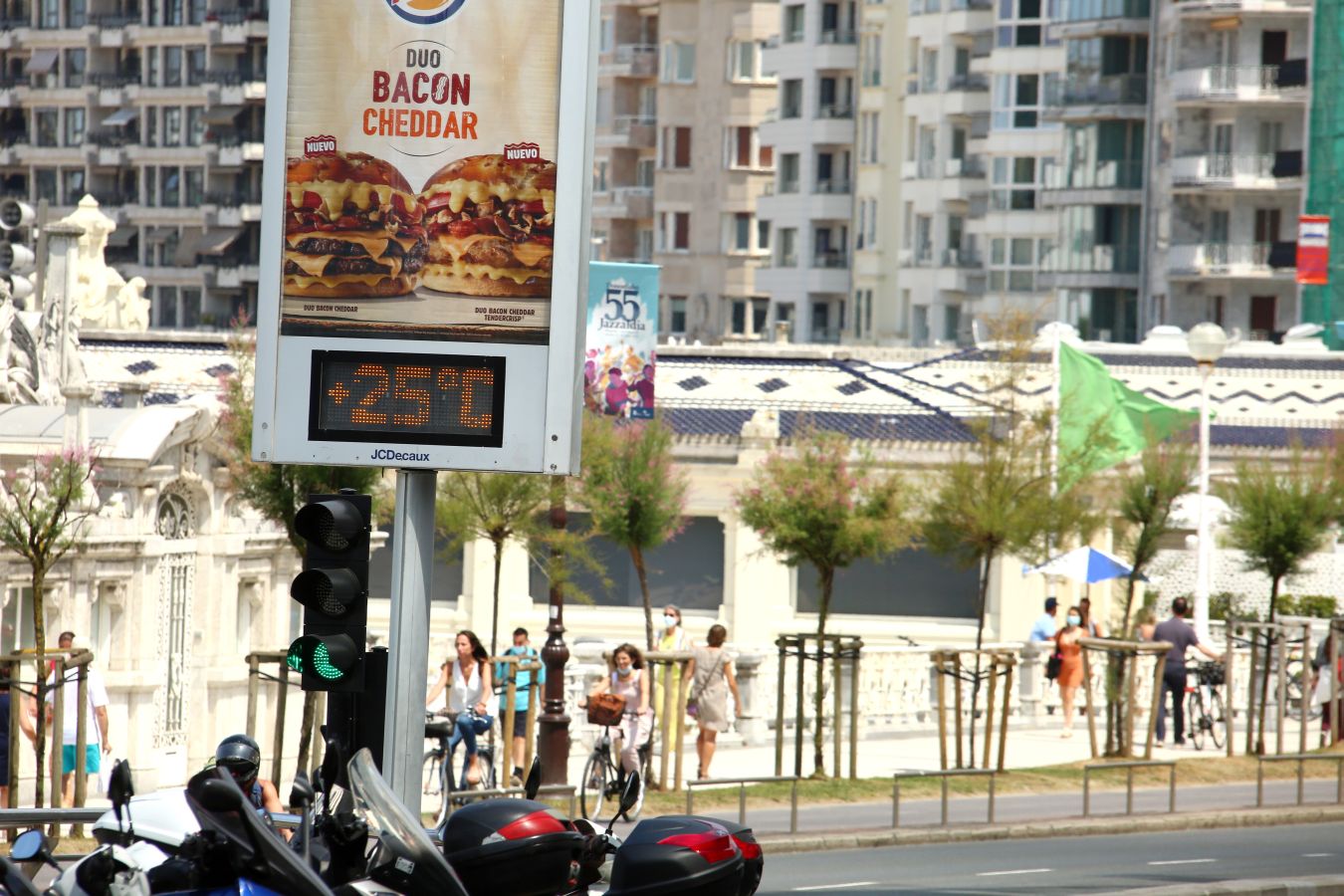 Gipuzkoa se ha despertado con temperaturas de en torno a los 30 grados. Un lunes que anticipa las altas temperaturas de finales de semana