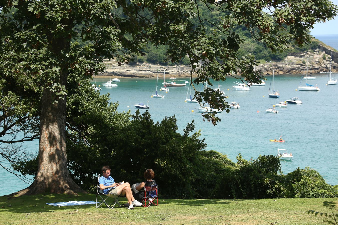 Gipuzkoa se ha despertado con temperaturas de en torno a los 30 grados. Un lunes que anticipa las altas temperaturas de finales de semana