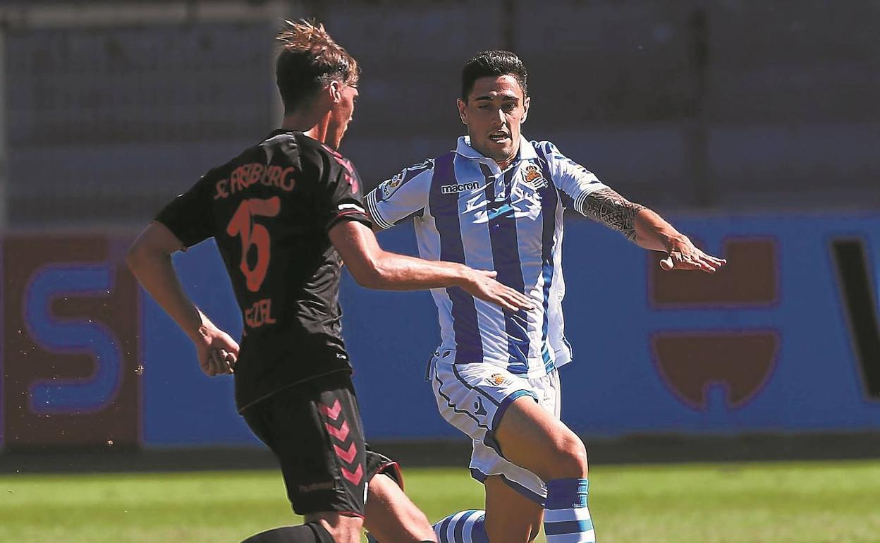 Martín Merquelanz volverá a vestirse la camiseta txuri-urdin la próxima temporada.