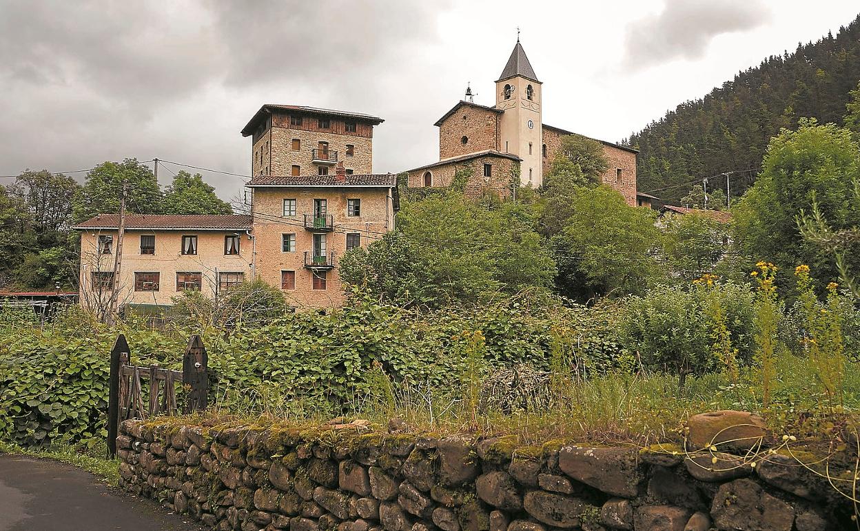 El de San Gregorio es uno de los tres barrios principales de Ataun, junto al de San Martín y al de Aia