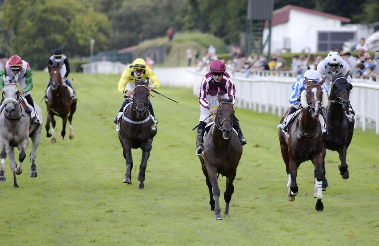 El hipódromo de San Sebastian albergará mañana carreras emocionantes como las de la semana pasada. 