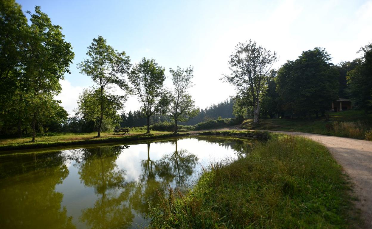 El arco de la Casa de la Diputación es uno de los símbolos de la localidad