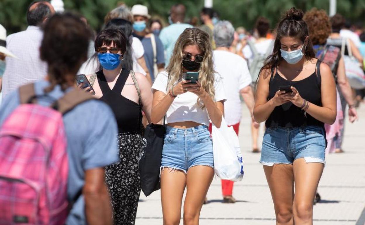 El 55% de los nuevos contagiados tiene menos de 39 años