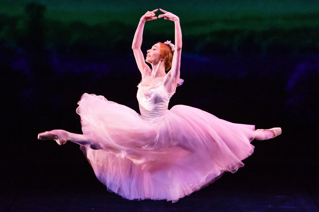 Vuelta a los escenarios del Staatsballett Berlín.