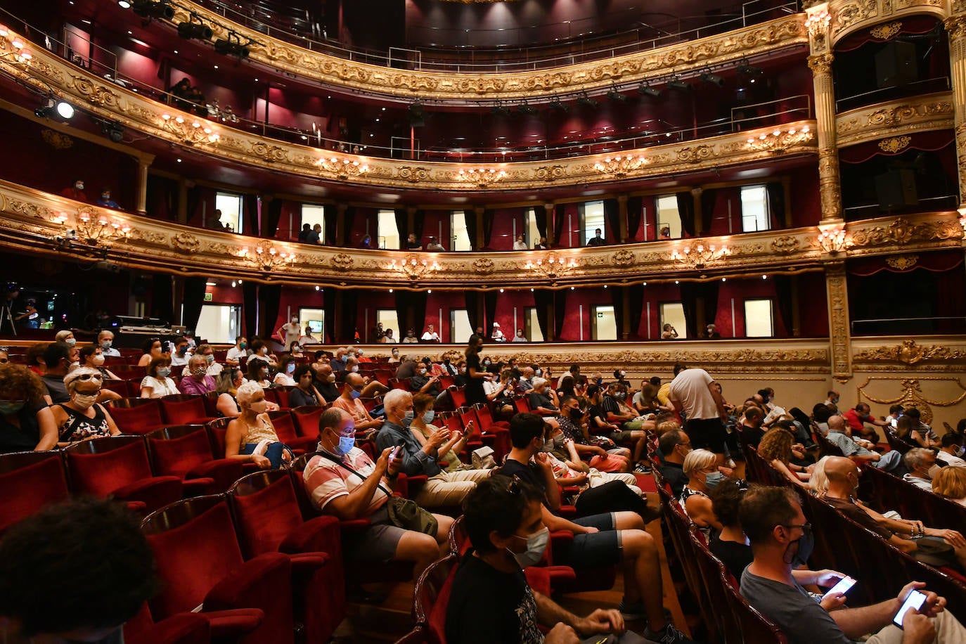 El Vitoria Eugenia ha recuperado las funciones teatrales.