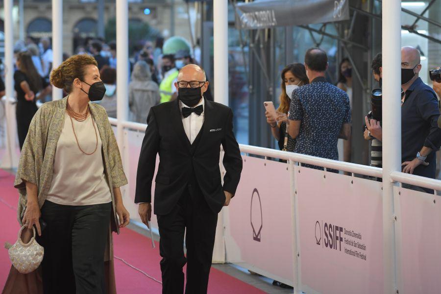 Los looks más destacados de la alfombra roja en la jornada inaugural del Festival de Cine de San Sebastián 2020