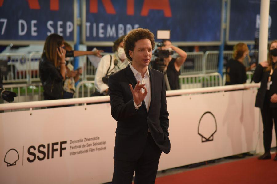 Los looks más destacados de la alfombra roja en la jornada inaugural del Festival de Cine de San Sebastián 2020