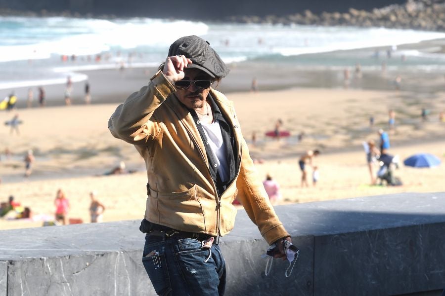 El actor estadounidense produce el filme que Julien Temple dedica al líder de The Pogues, que se estrena este domingo en el Kursaal