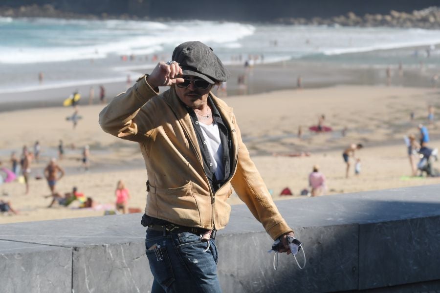 El actor estadounidense produce el filme que Julien Temple dedica al líder de The Pogues, que se estrena este domingo en el Kursaal