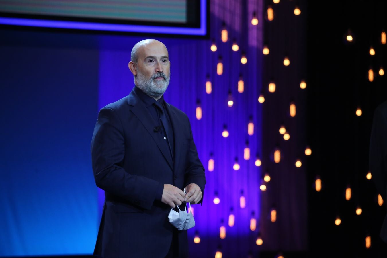 La 68 edición del Zinemaldia ha echado el cierra este sábado con la entrega del palmarés donde ha arrasado la película georgiana 'Beginning'. Muchos de los galardonados no ha podido recoger sus premios debido a la pandemia