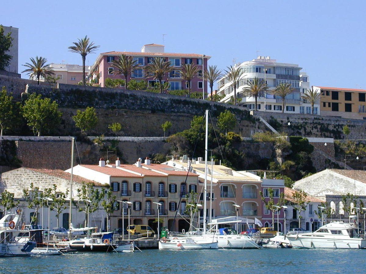 4 - Menorca.