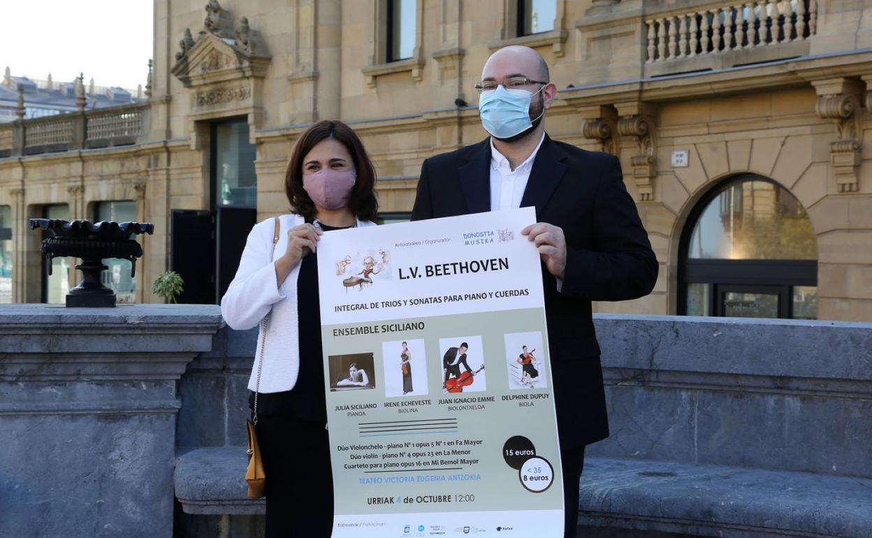 Julia Siciliano y Jon Urdapilleta, dos de los pianistas que intervienen en el ciclo de Beethoven. 