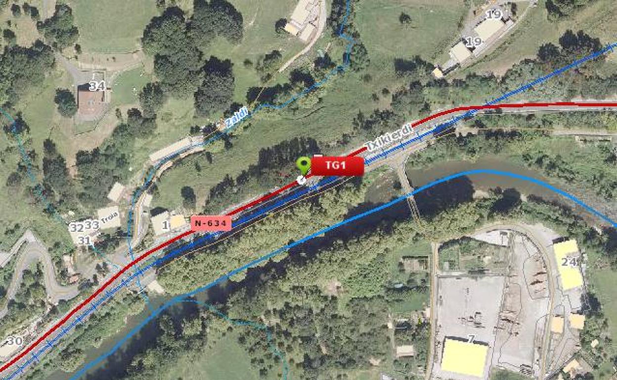 Un corredor herido grave tras salirse un turismo de la calzada en Getaria