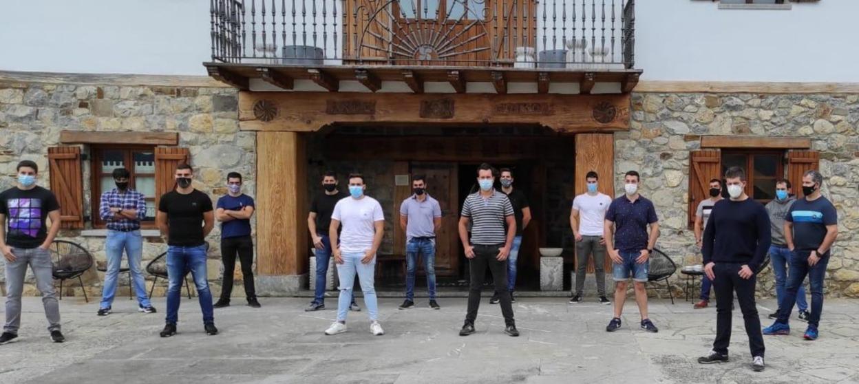 Los aizkolaris de Primera y ocho de Segunda anunciaron la semana pasada que no competirán en los campeonatos oficiales. 