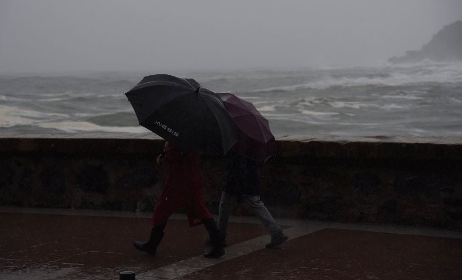 Las rachas de viento máximas registradas en zonas expuestas han alcanzado los 133,3 kilómetros por hora en Matxitxako