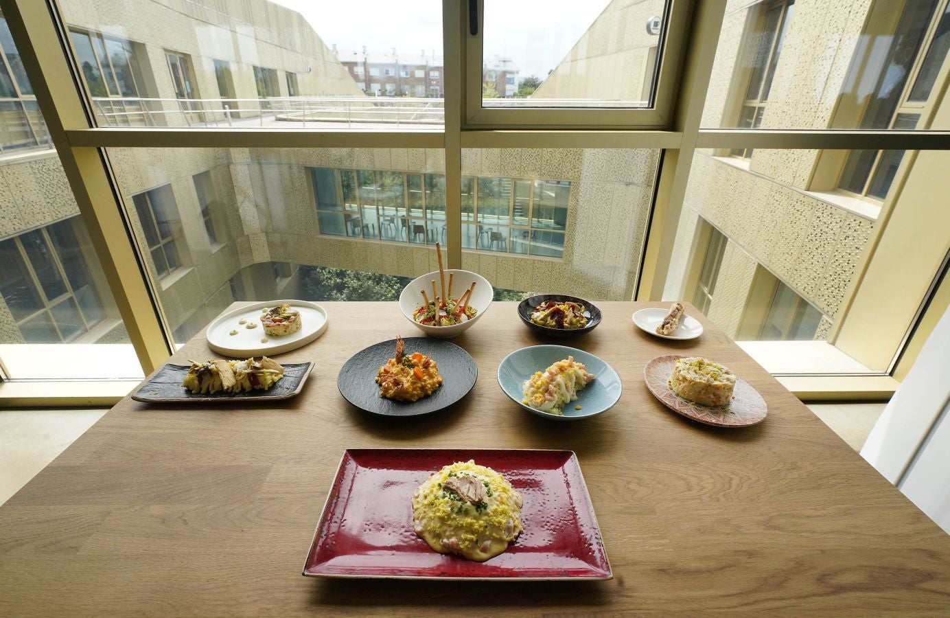 Belén Abad y Lourdes Villalobos del restaurante Chinchín Puerto de Caleta de Vélez, en Málaga, ganan el certamen organizado por San Sebastian Gastronomika