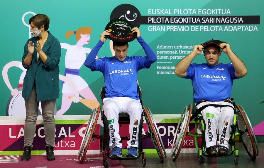 Errenteria ha acogido la final de pelota vasca adaptada, donde se han medido los jugadores clasificados el 4 de octubre en Bidania. 