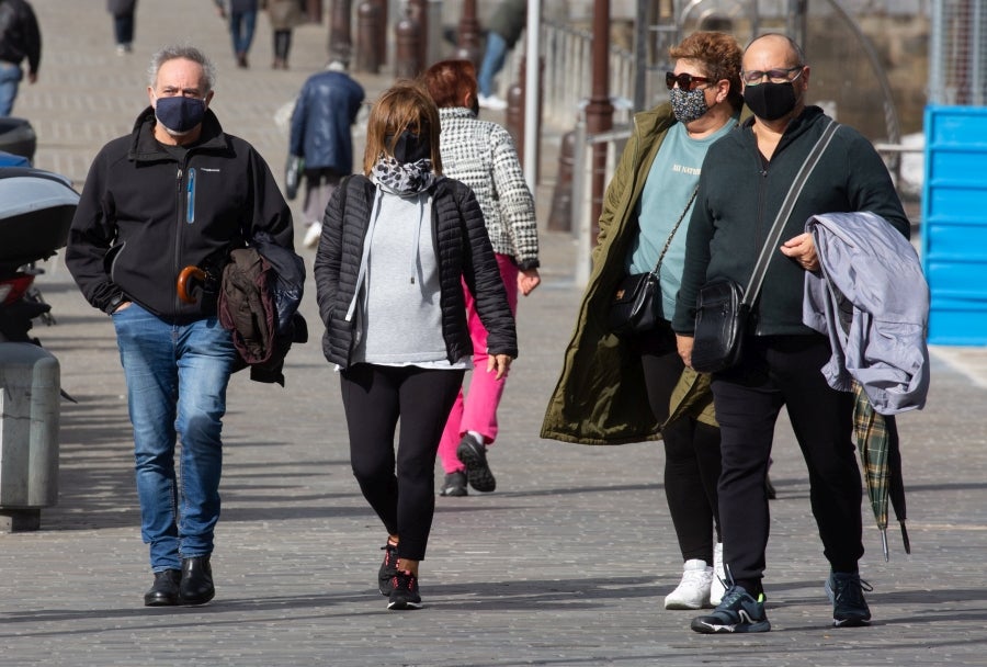 Fotos: Turismo con mascarilla y frío